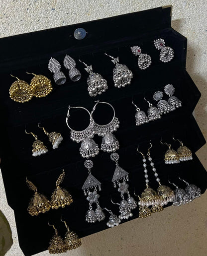 Black jhumka box (only box)