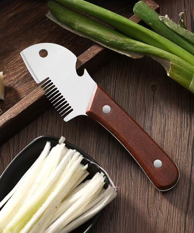 4-in-1 Universal Vegetable Peeler & Cutter