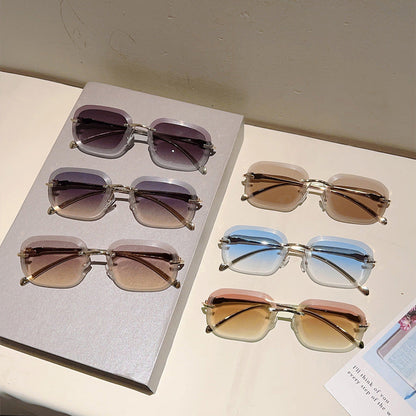 🌟 Trendy Rimless Gradient Sunglasses
