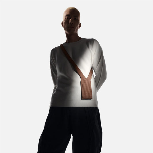 Introducing iPhone Pocket: a beautiful way to wear and carry iPhone